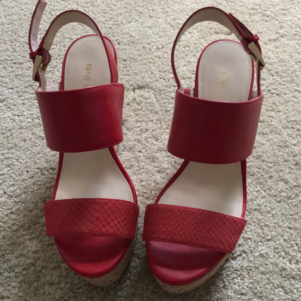 Nine West Red Leather Wedge Sandals Size 6